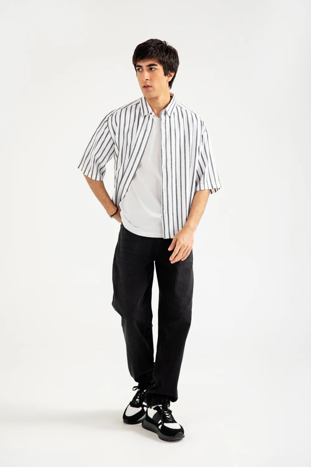 BOXY FIT LINEN STRIPER SHIRT